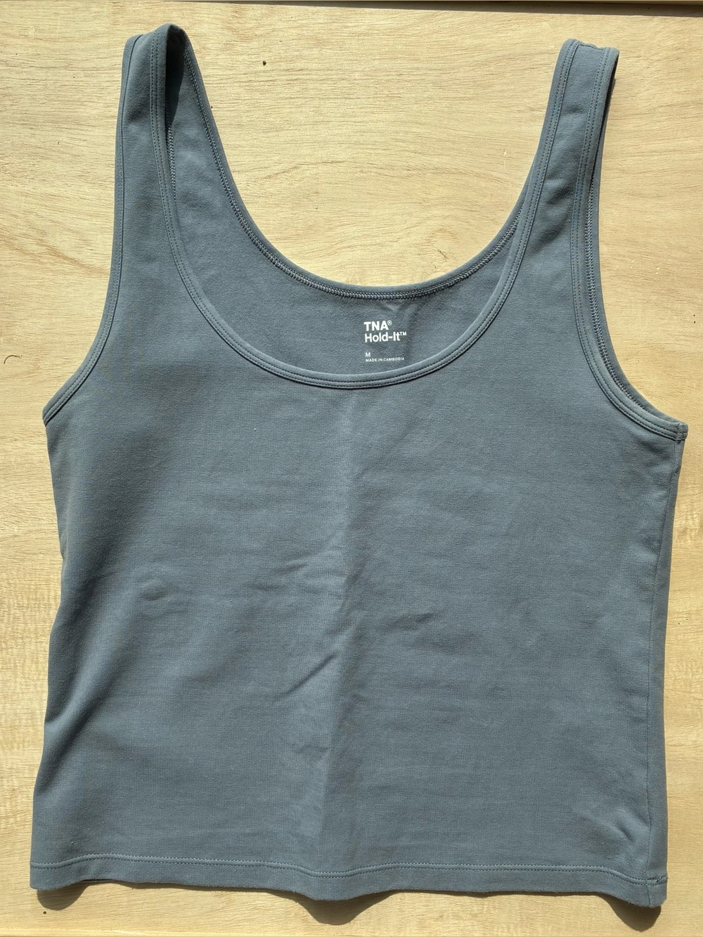TNA Hold It Women's Size M Grey Tank Top Stretch Cotton Blend
Athleisure